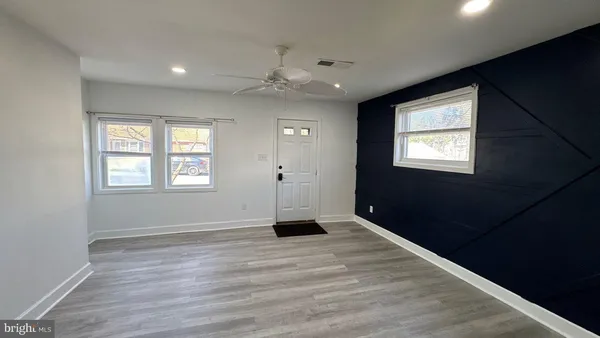 $2,300 | 7631 Beach Drive, Pasadena, MD 21122