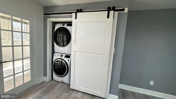 $2,300 | 7631 Beach Drive, Pasadena, MD 21122