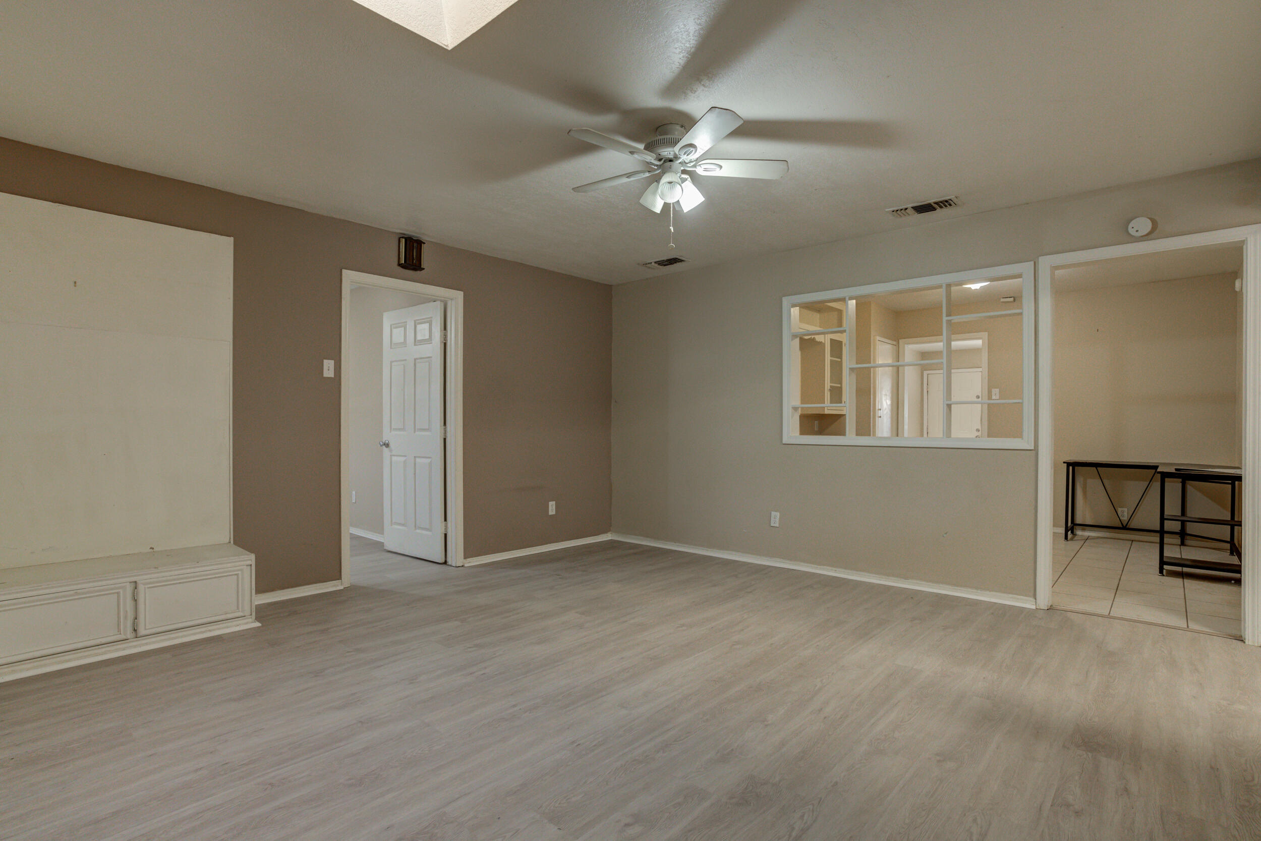 2810 42nd Street Lubbock, TX 79413 - Photo 5 of 32 DSC09993_4_5_6_7