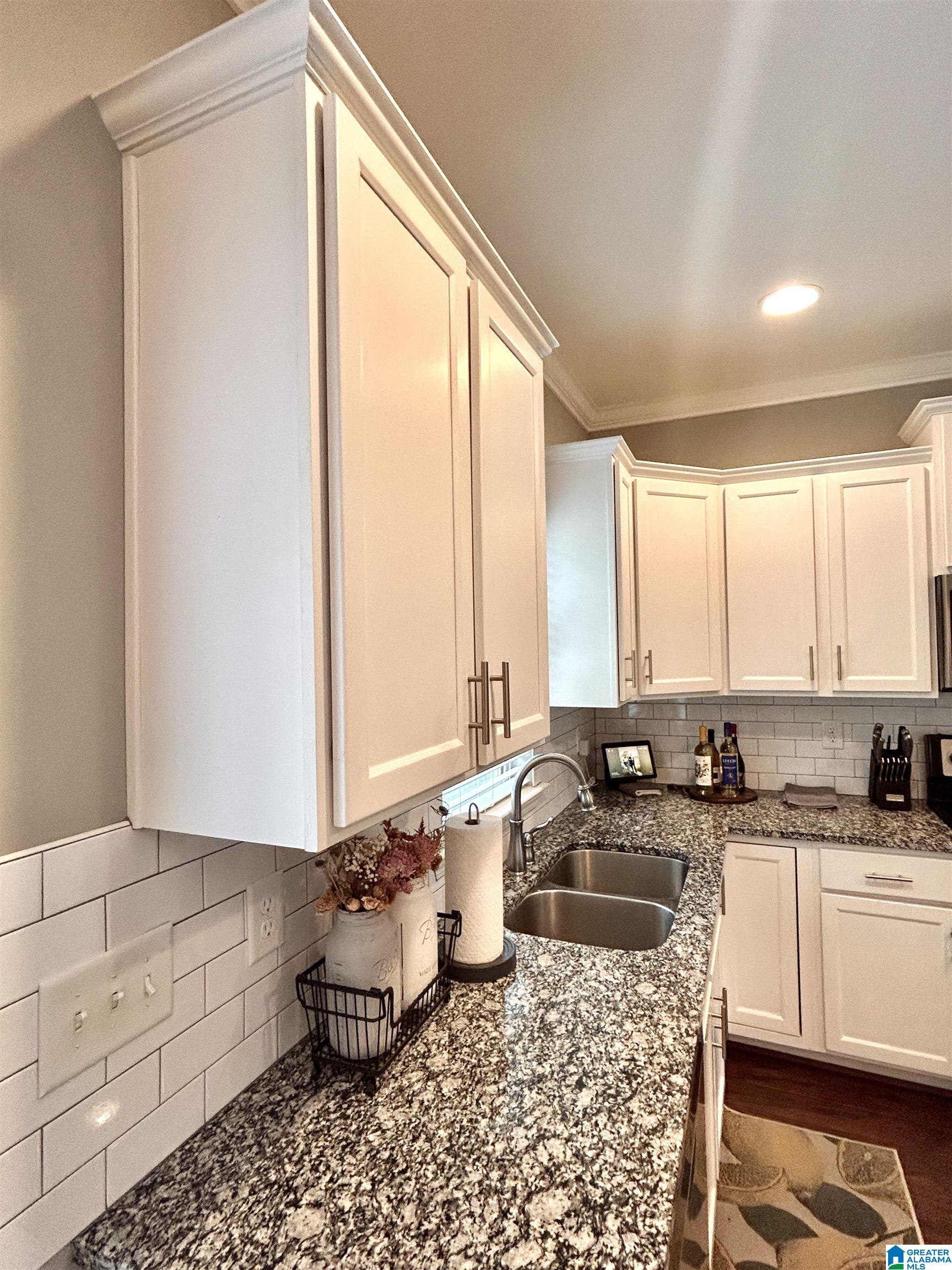 233 Falling Waters Way Alabaster, AL 35114 - Photo 11 of 43