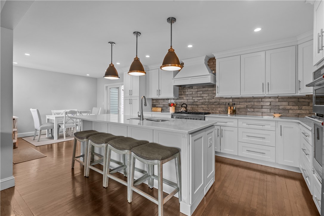 18 Sylvan Terrace Newport, RI 02840 - Photo 11 of 46