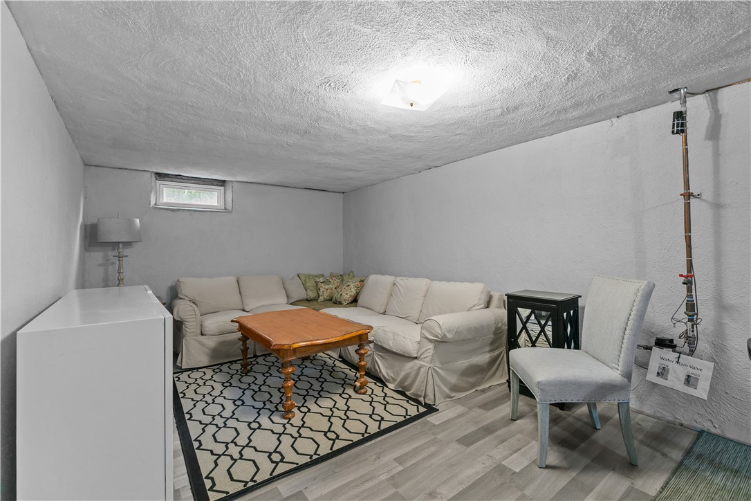 18 Sylvan Terrace Newport, RI 02840 - Photo 34 of 46