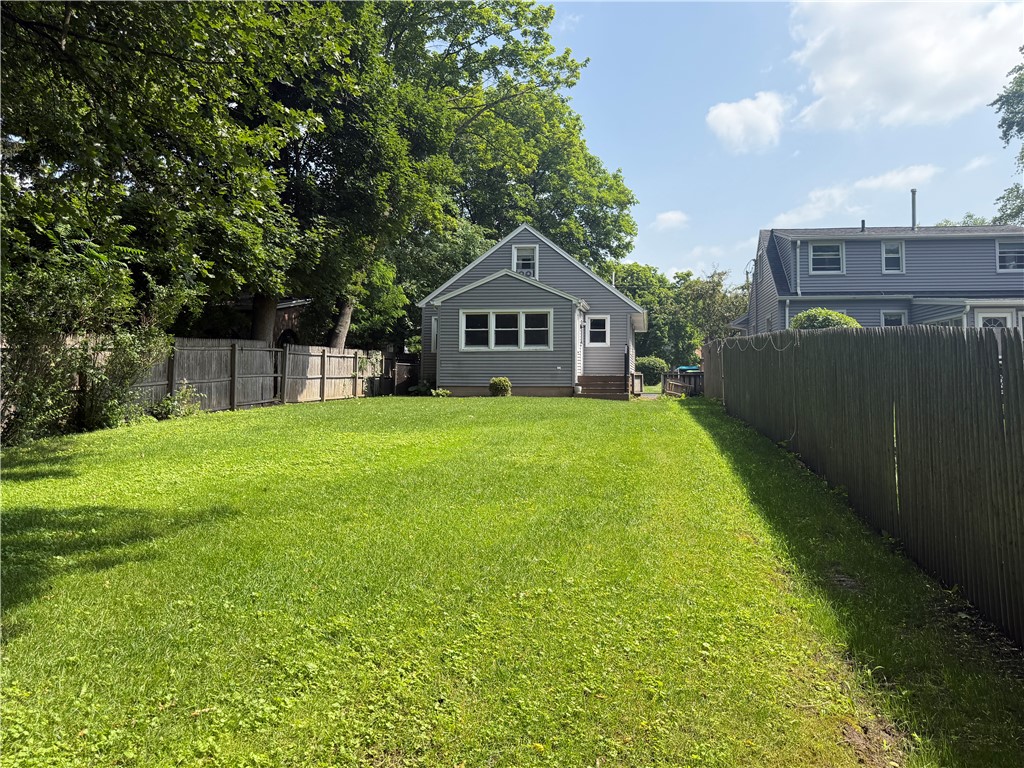 295 Penhurst Road Brighton, NY 14610 - Photo 4 of 32 Large private backyard
