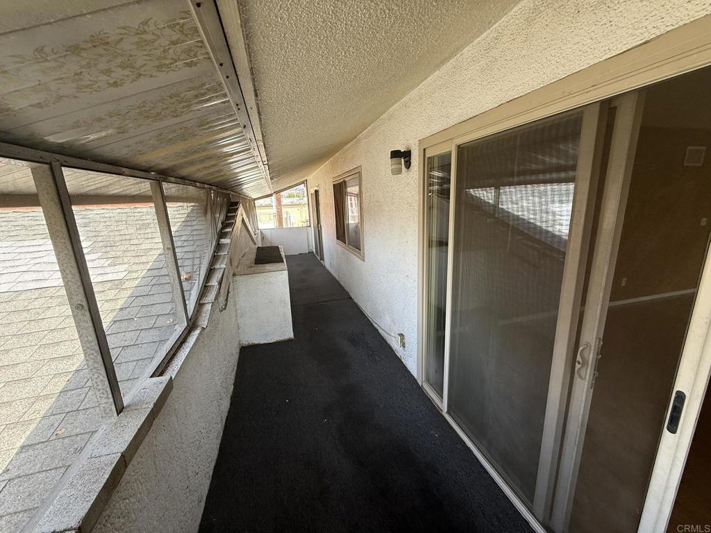 525 Shady Lane, Unit D El Cajon, CA 92021 - Photo 23 of 41 a view of hallway