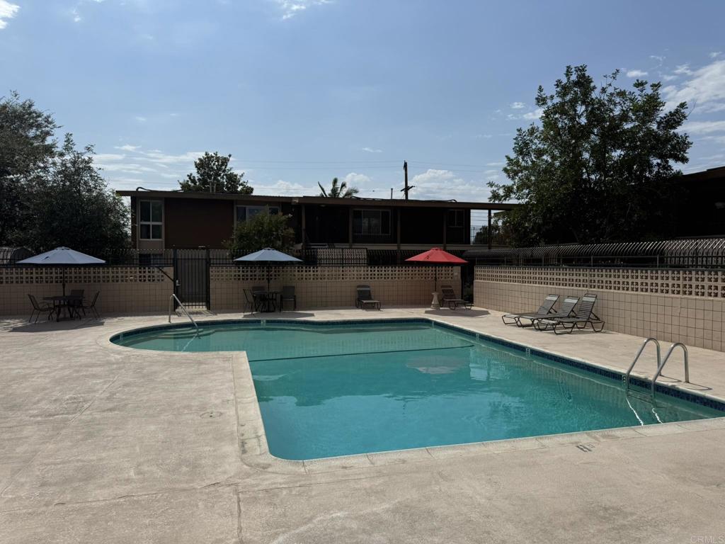 525 Shady Lane, Unit D El Cajon, CA 92021 - Photo 32 of 41 a view of a garden