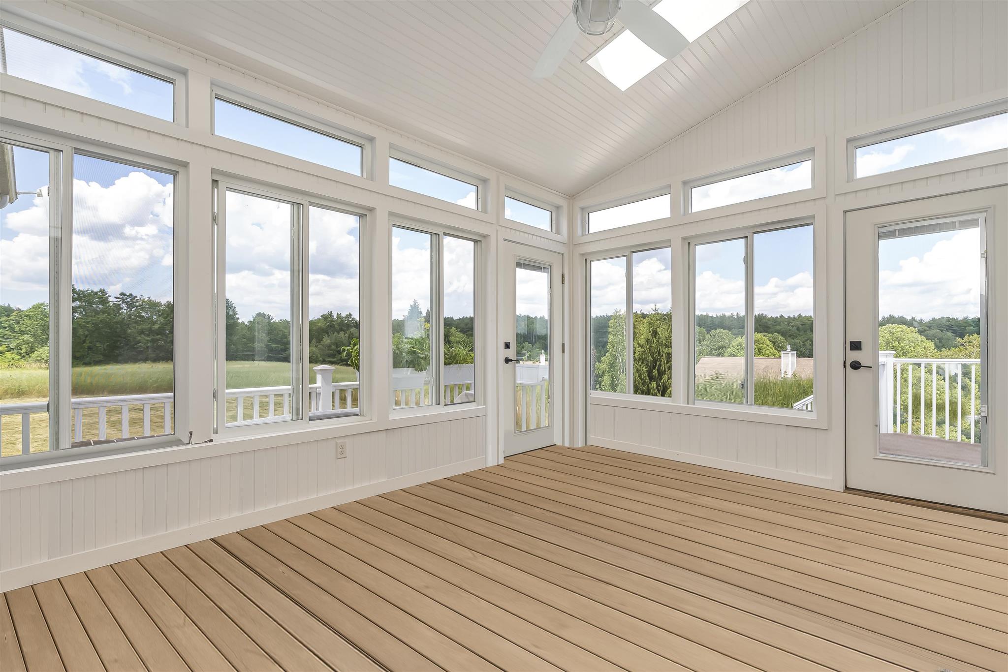 128 Jenkins Road Bedford, NH 03110 - Photo 12 of 40