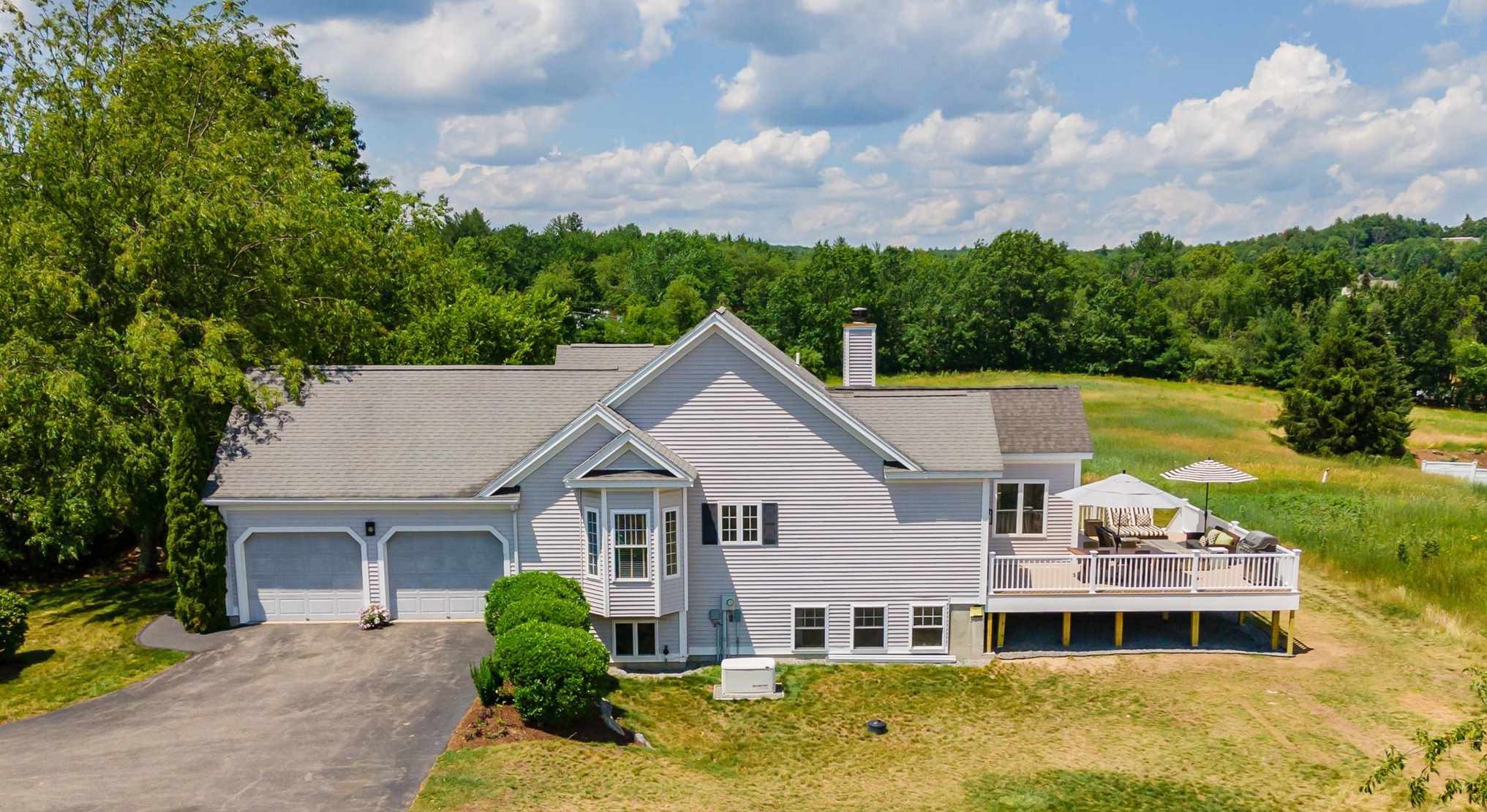128 Jenkins Road Bedford, NH 03110 - Photo 3 of 40