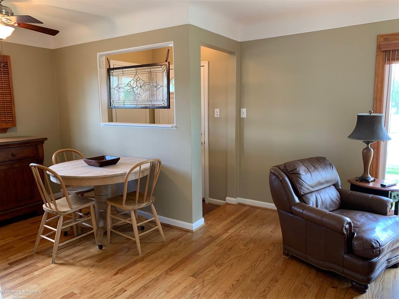 14601 Stephens Road Eastpointe, MI 48021 - Photo 16 of 64 50001052-15.JPG