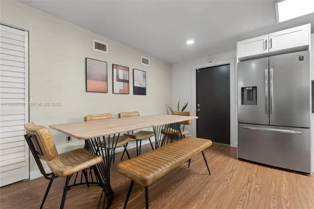 $3,600 | 601 Southwest 1st Street, Hallandale Beach, FL 33009