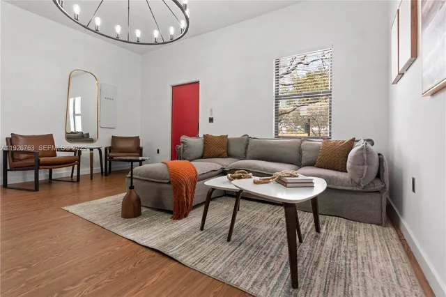 $3,600 | 601 Southwest 1st Street, Hallandale Beach, FL 33009