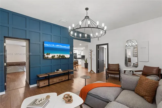 $3,600 | 601 Southwest 1st Street, Hallandale Beach, FL 33009