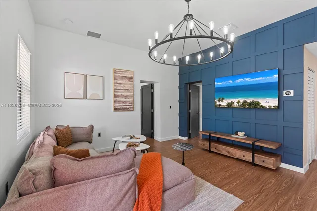 $3,600 | 601 Southwest 1st Street, Hallandale Beach, FL 33009