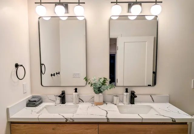 $1,590,000 | 226 Roble Avenue, Redwood City, CA 94061