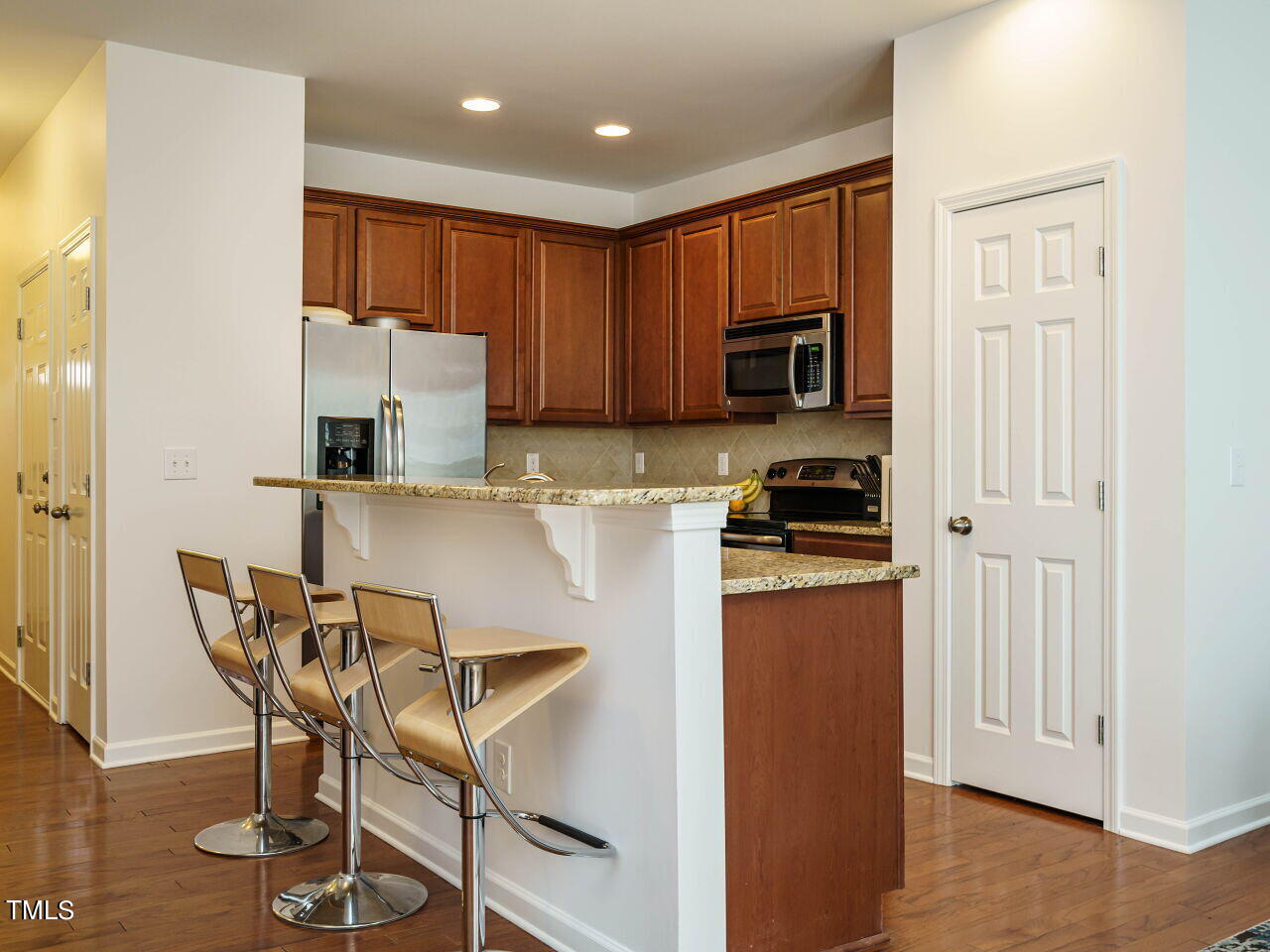 413 Stone Flower Lane Raleigh, NC 27603 - Photo 7 of 29 010-1280x960-kitchen