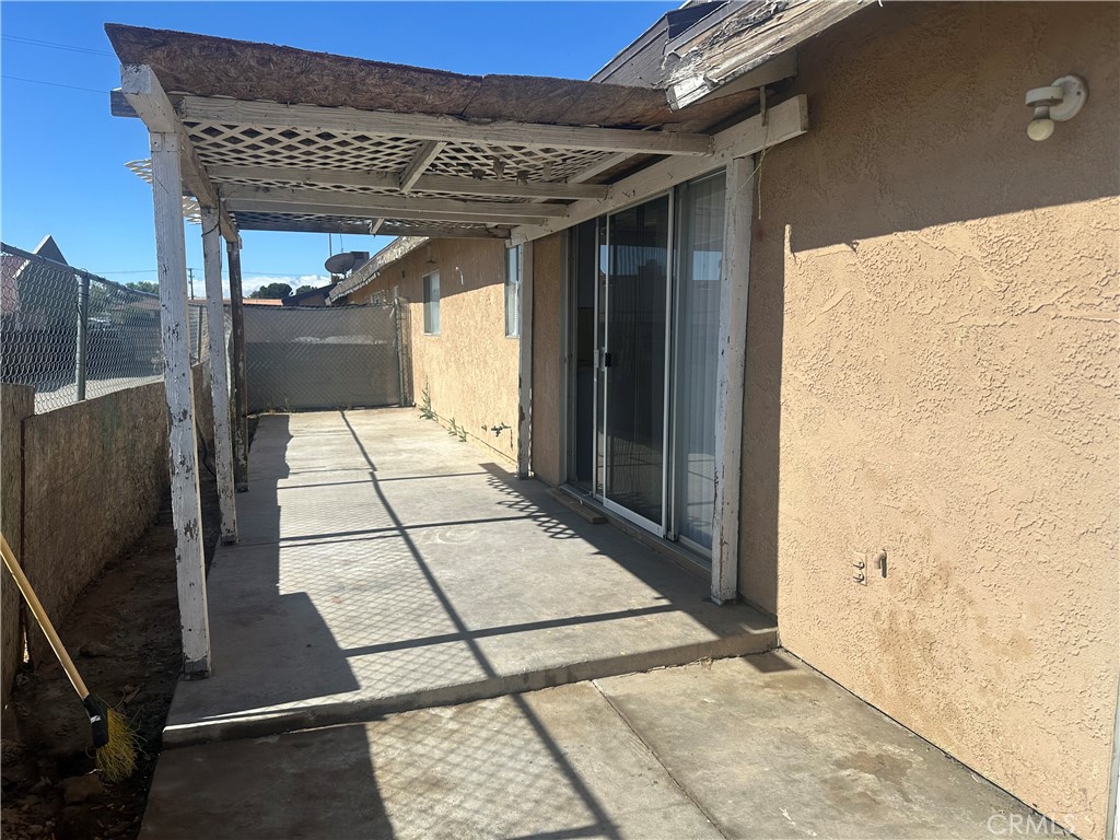 15418 Bear Valley Road, Unit 3 Victorville, CA 92395 - Photo 9 of 9