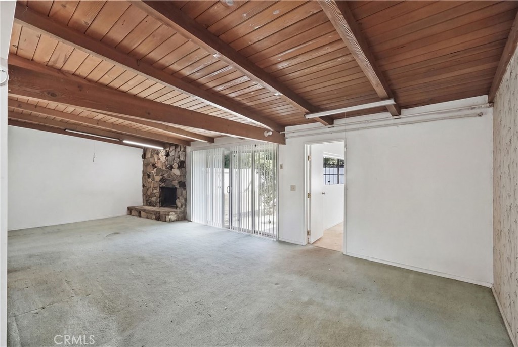 18618 Celtic Street Porter Ranch, CA 91326 - Photo 6 of 32 Gallery Image 6
