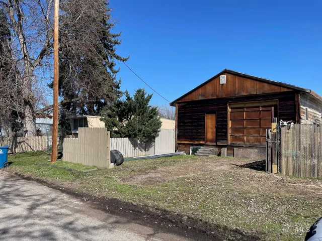 $950,000 | 301-307 East 35th Street, Garden City, ID 83714