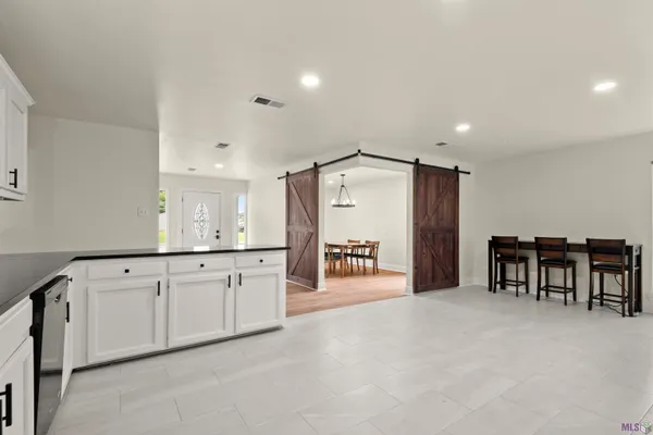 $485,000 | 16290 Oakridge Drive, Prairieville, LA 70769