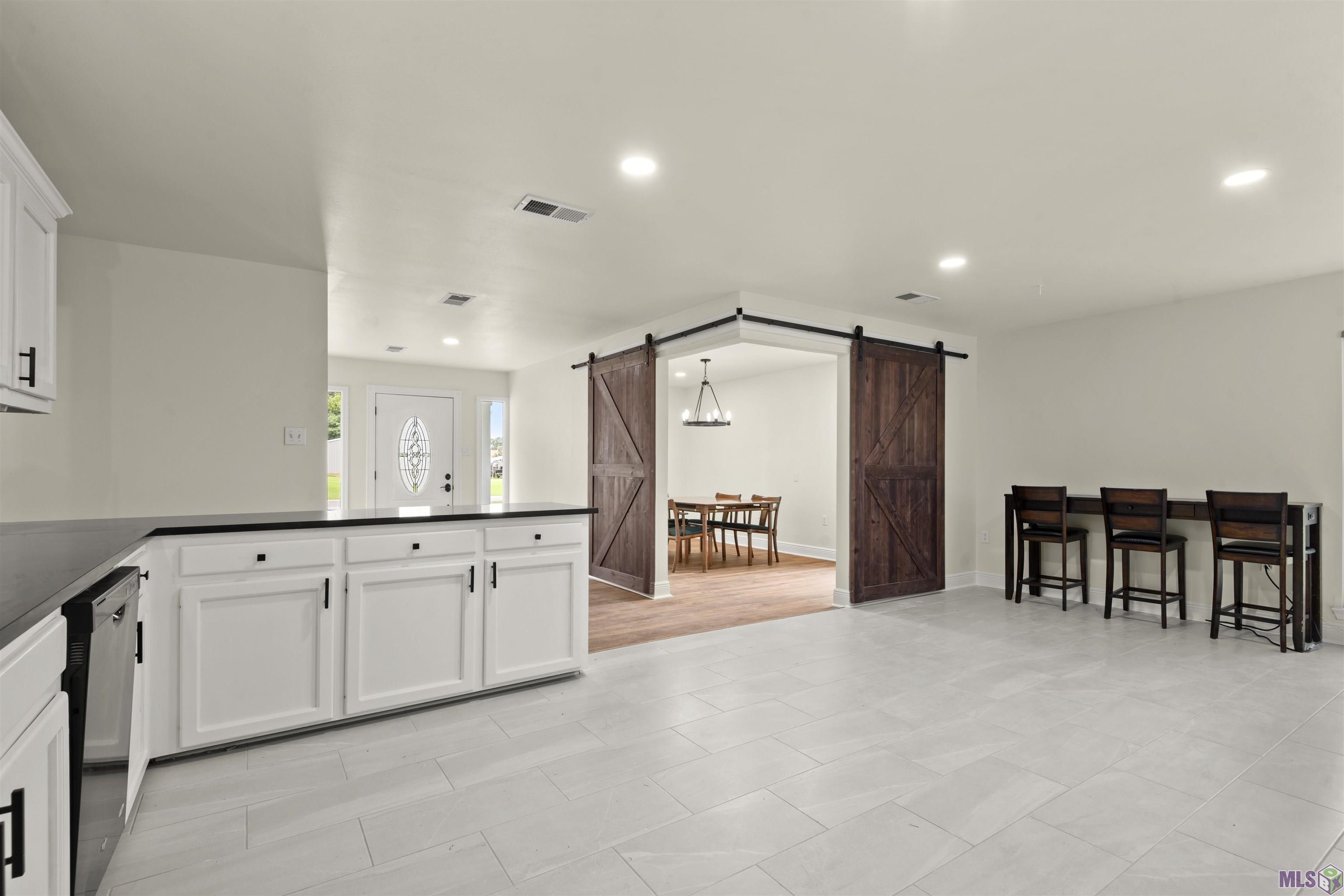 16290 Oak Ridge Road Prairieville, LA 70769 - Photo 2 of 17