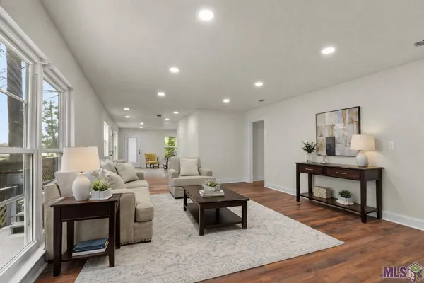 $485,000 | 16290 Oakridge Drive, Prairieville, LA 70769