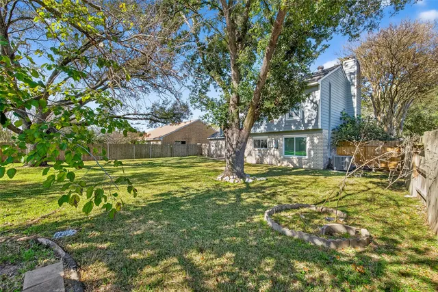 $2,500 | 13327 Harpers Bridge Drive, Houston, TX 77041