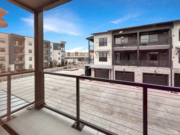 $1,575 | 630 Central Parkway, Unit 1215, New Braunfels, TX 78130