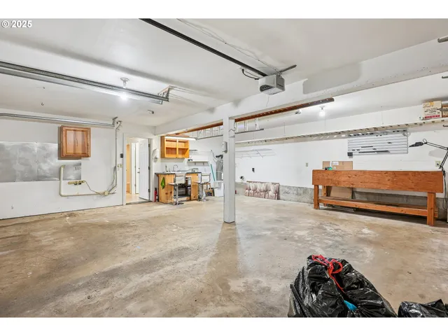 $639,900 | 106 Southeast 152nd Avenue, Vancouver, WA 98684