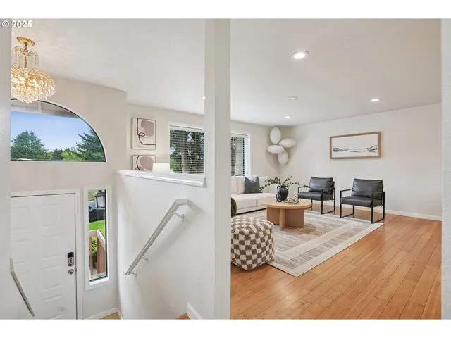 $639,900 | 106 Southeast 152nd Avenue, Vancouver, WA 98684