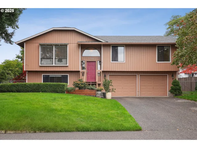$639,900 | 106 Southeast 152nd Avenue, Vancouver, WA 98684