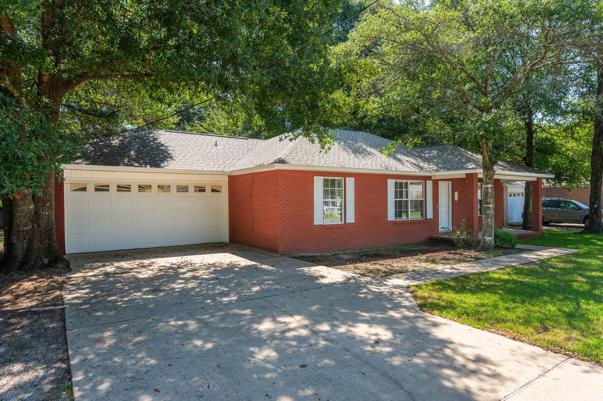502 Hyde Park Drive Crestview, FL 32539 - Photo 2 of 35 a view of a house with a yard