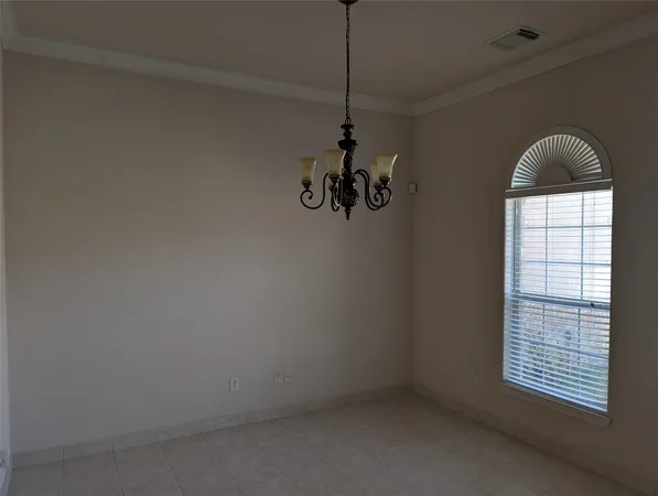 $2,595 | 1915 Running Bear Trail, Crosby, TX 77532