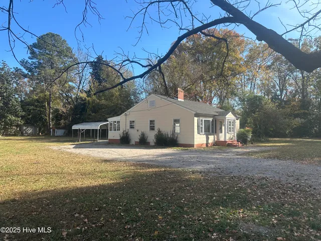 $159,900 | 412 Lanoca Avenue, Laurinburg, NC 28352