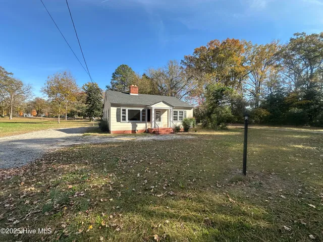 $159,900 | 412 Lanoca Avenue, Laurinburg, NC 28352