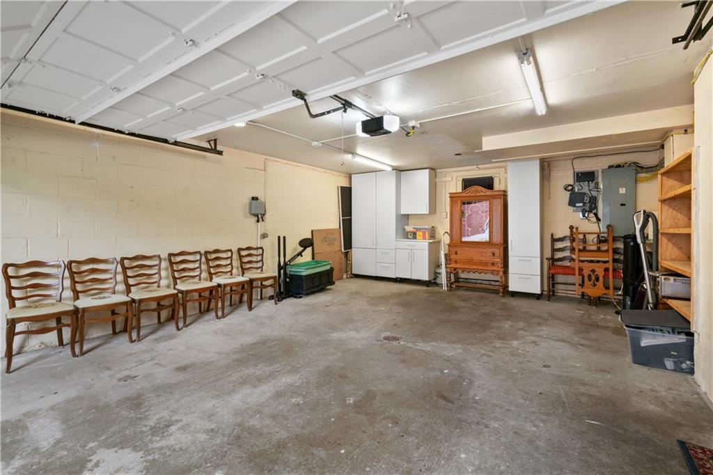 427 Coventry Road Pittsburgh, PA 15213 - Photo 25 of 36