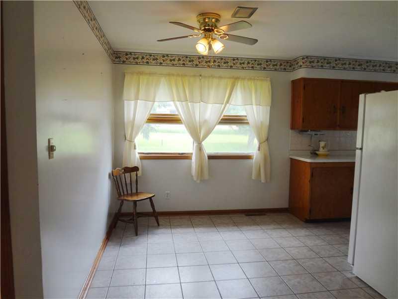 1295 Savannah Road New Castle, PA 16101 - Photo 5 of 15 Dining Room.