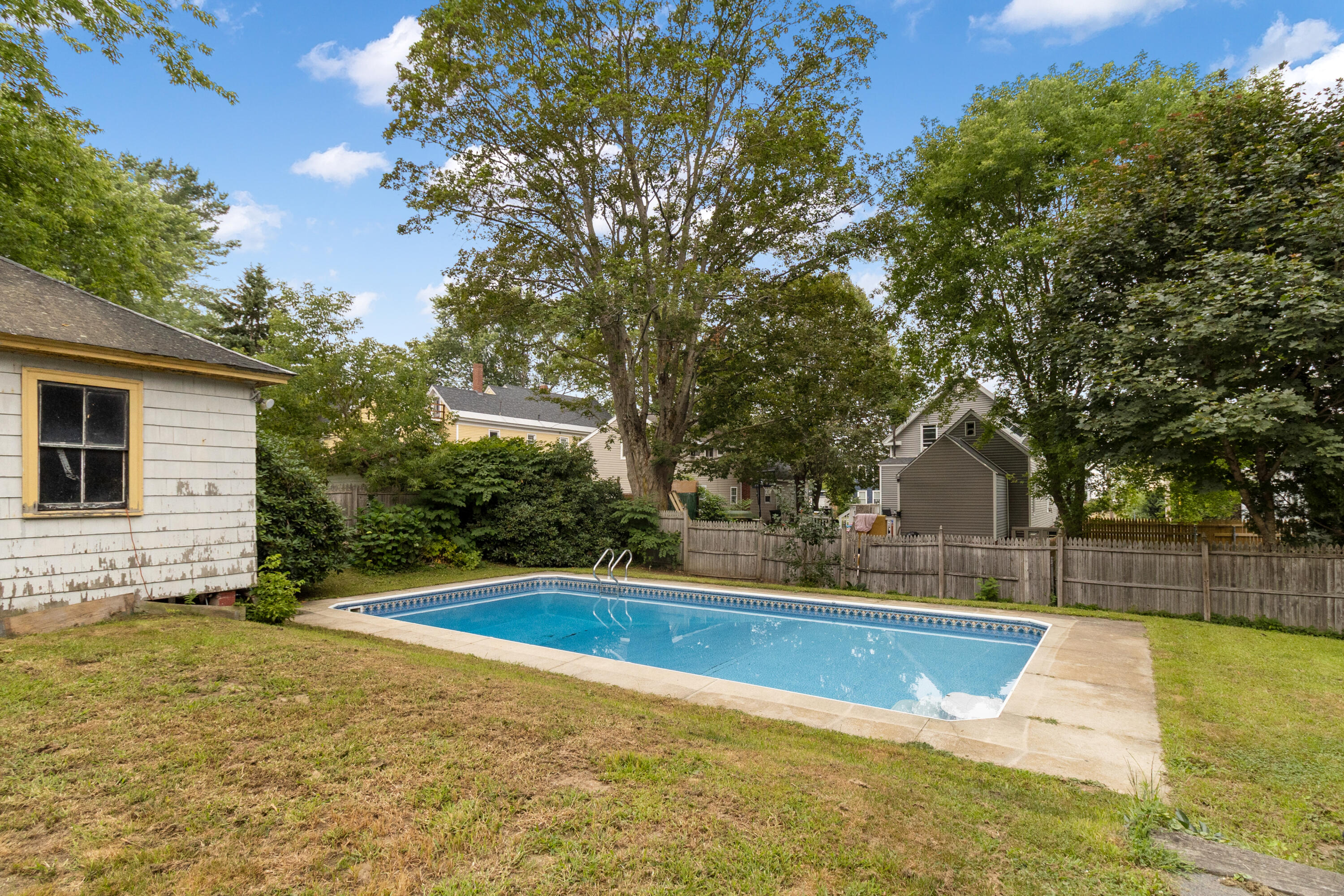 17 Fulton Street Auburn, ME 04210 - Photo 4 of 28 17 Fulton Auburn-5