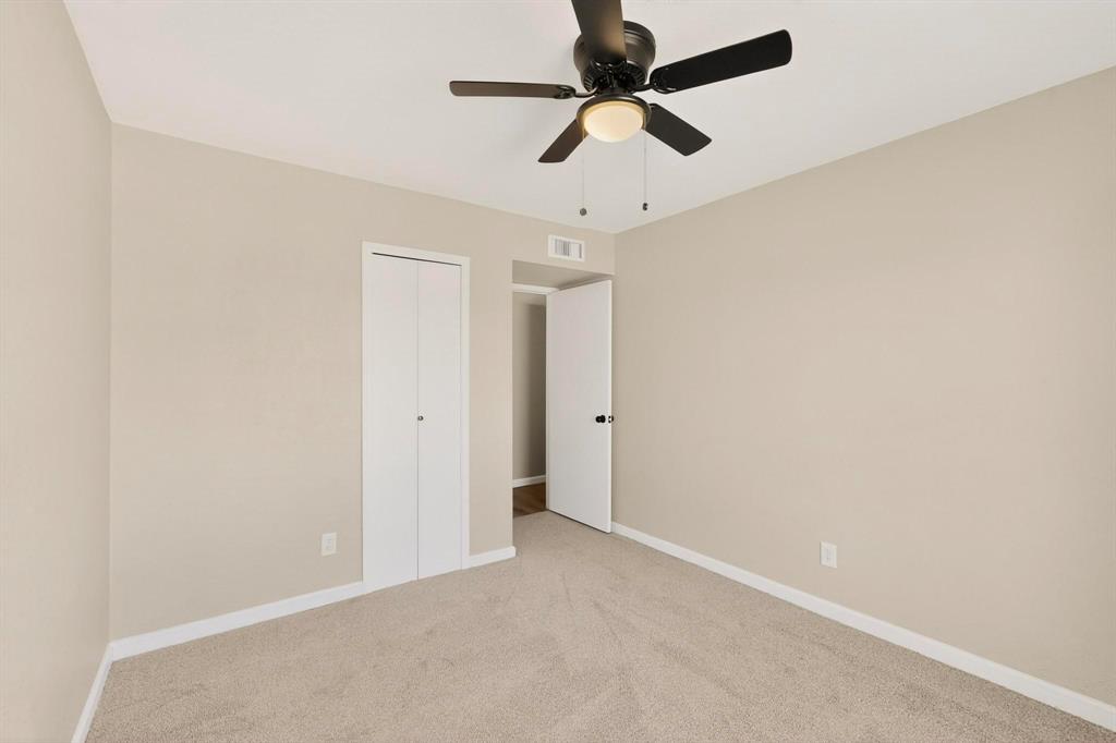 816 Cross Bend Road Plano, TX 75023 - Photo 25 of 27