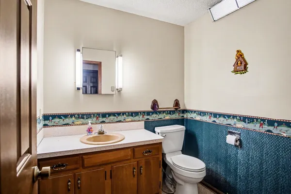 $585,000 | 655 48th Avenue, Coopersville, MI 49404
