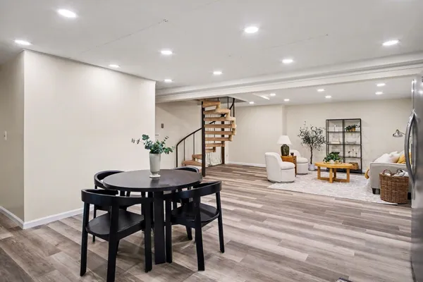 $585,000 | 655 48th Avenue, Coopersville, MI 49404