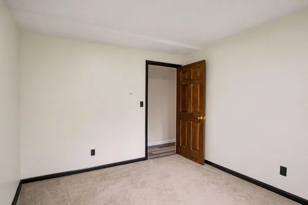 $585,000 | 655 48th Avenue, Coopersville, MI 49404
