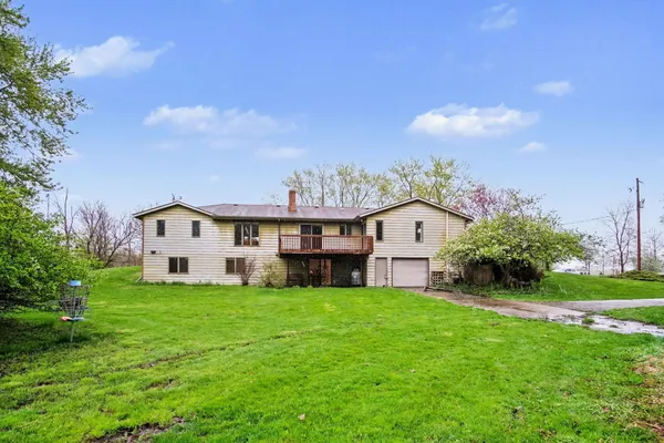 $585,000 | 655 48th Avenue, Coopersville, MI 49404