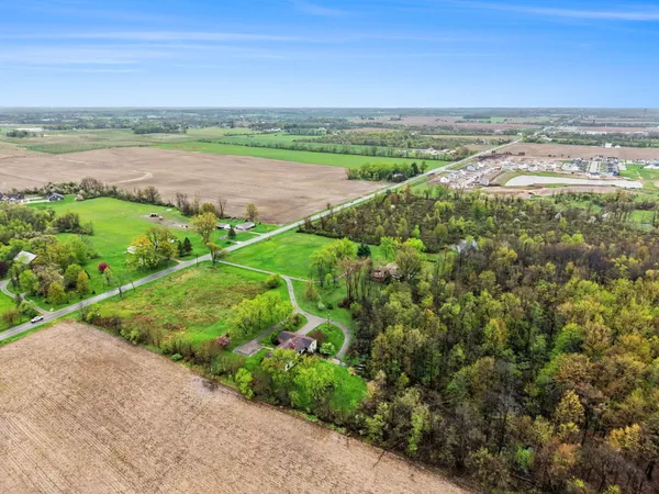 $585,000 | 655 48th Avenue, Coopersville, MI 49404