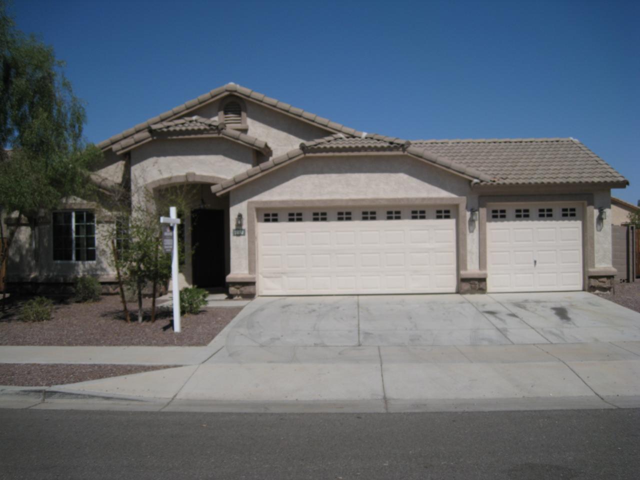 2030 West Carson Road Phoenix, AZ 85041 - Photo 1 of 20 1