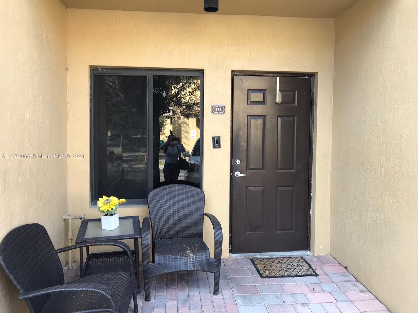 11115 West Okeechobee Road, Unit 176 Hialeah Gardens, FL 33018 - Photo 1 of 12