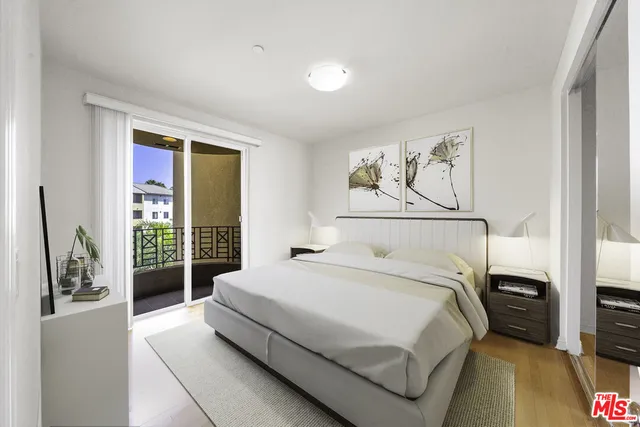 $1,147,000 | 4100 Wilshire Boulevard, Unit 303, Los Angeles, CA 90010