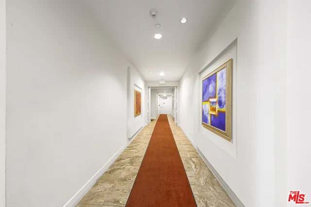 $1,147,000 | 4100 Wilshire Boulevard, Unit 303, Los Angeles, CA 90010