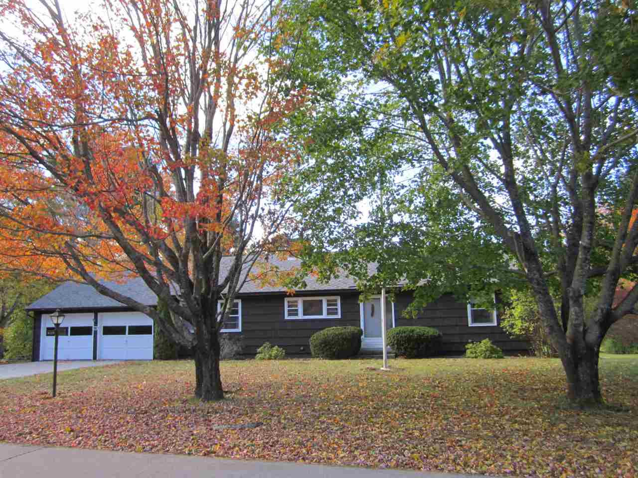 646 County Road New London, NH 03257 - Photo 1 of 13