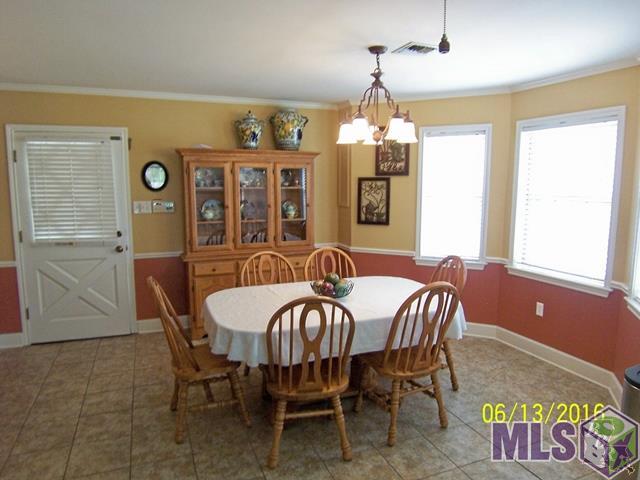 515 Main Project Road Schriever, LA 70395 - Photo 3 of 24 Dining Room