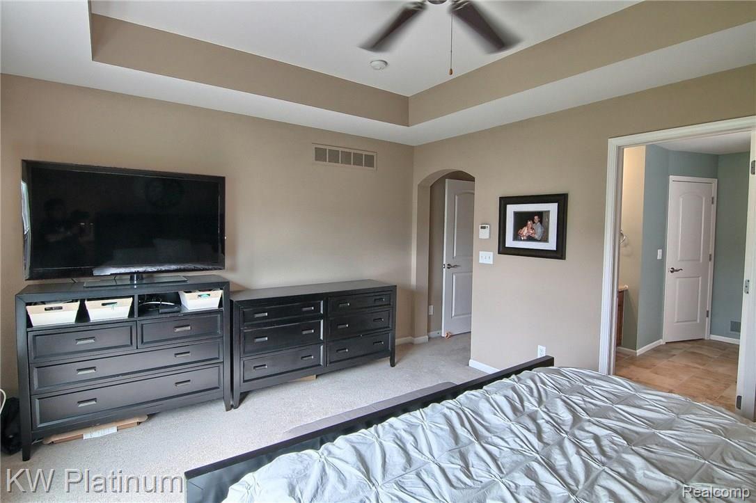 3558 Hogan Circle Rochester, MI 48307 - Photo 5 of 30 Master_Bedroom_2nd_View.jpg