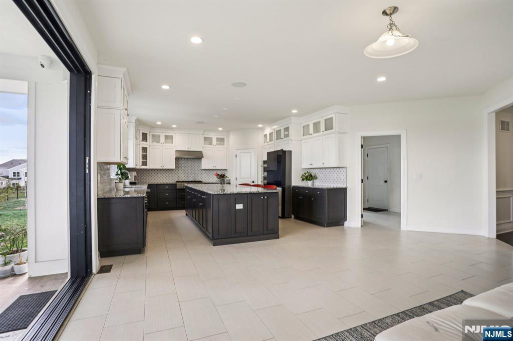 281 Crescent Avenue Ramsey, NJ 07430 - Photo 16 of 47